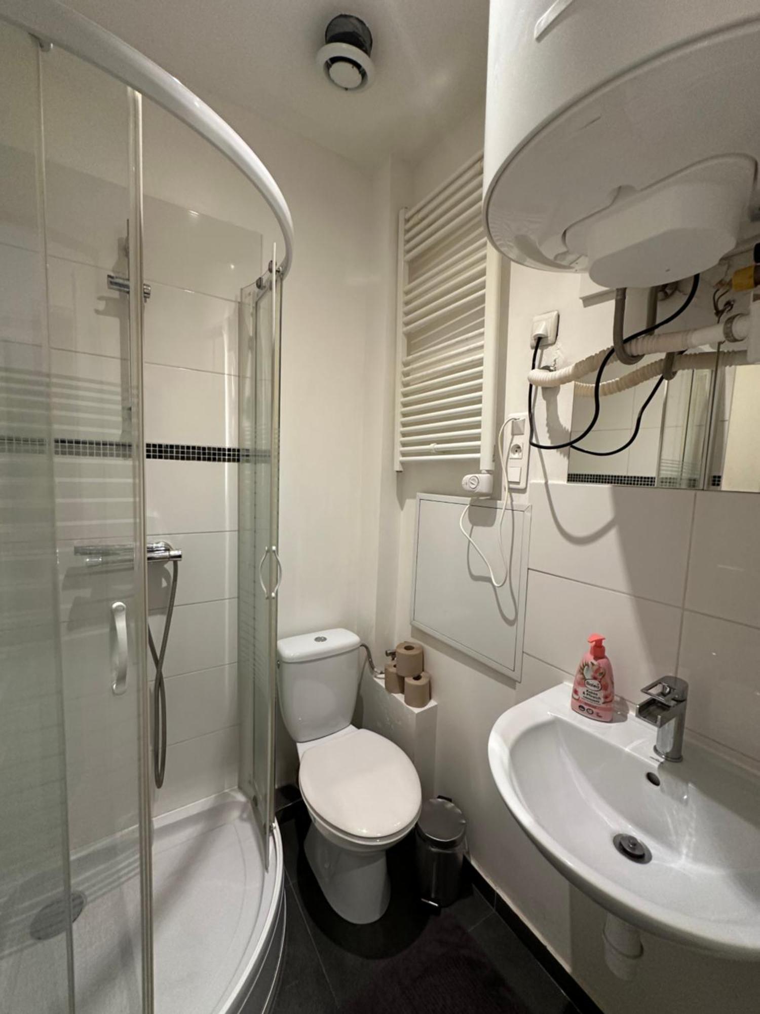 #7 Nouveau ! Studio rénové au centre ville Mulhouse Esterno foto
